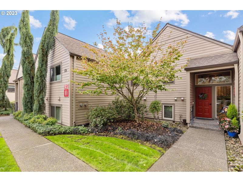 15711 SE 23RD ST 127, Vancouver WA 98683 for Sale