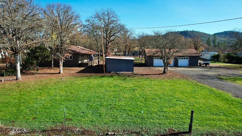 6350 Rogue River Drive, Shady Cove OR 97539 for Sale