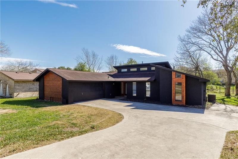 3118 Seven Trees Dr, Corpus Christi, TX 78410 for Sale