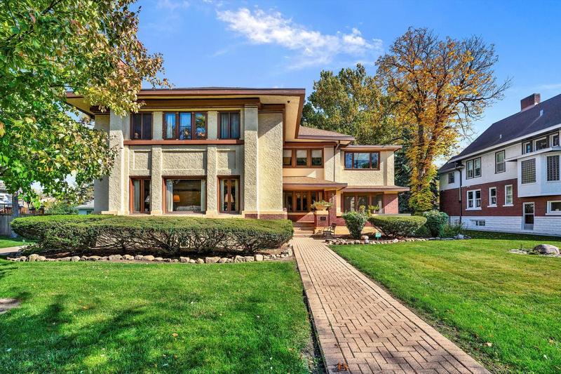 3131 Wisconsin Ave, Berwyn, IL 60402  MLS# 11919792 for Sale