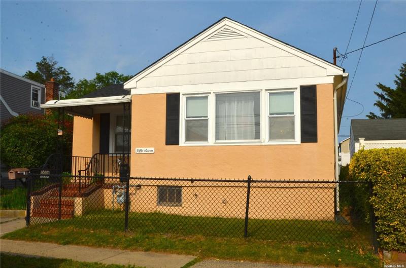 Franklin Square, Nassau County, NY House for sale Property ID: 416931206