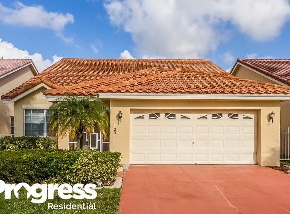 11231 Jasmine Hill Cir - Boca Raton, FL 33498 - Home For Rent