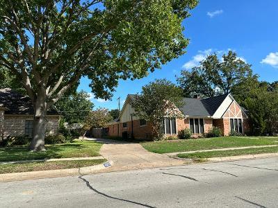 Woodside Dr for Sale