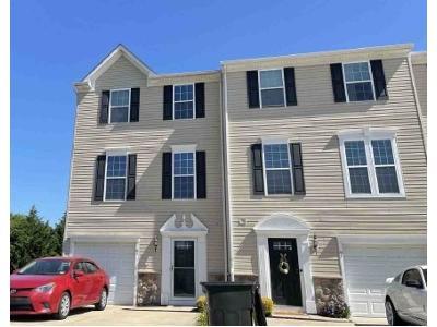 E Oak Rd Unit H1 for Sale