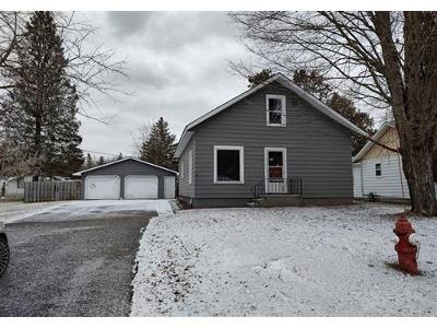 Sylvan St for Sale