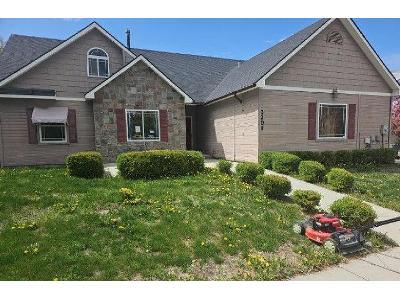 Raintree Dr for Sale