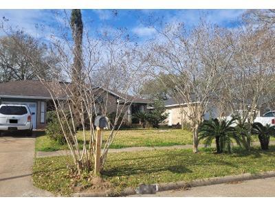 Shady Glade Dr for Sale