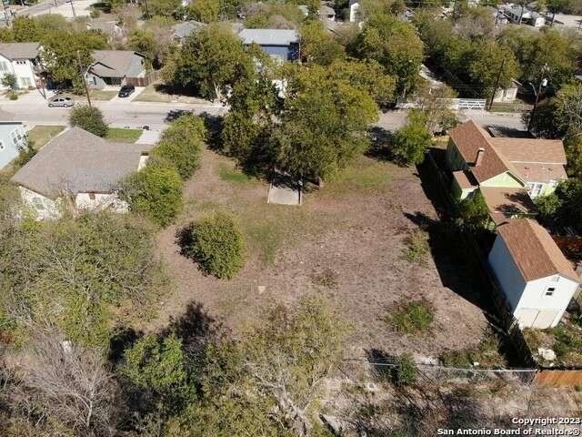 1830 MONTANA St, San Antonio, TX 78203  605563298 for Sale