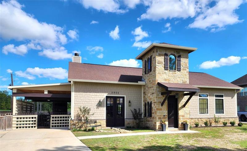 2905 Massengale Ln, Webster, TX 77598 for Sale