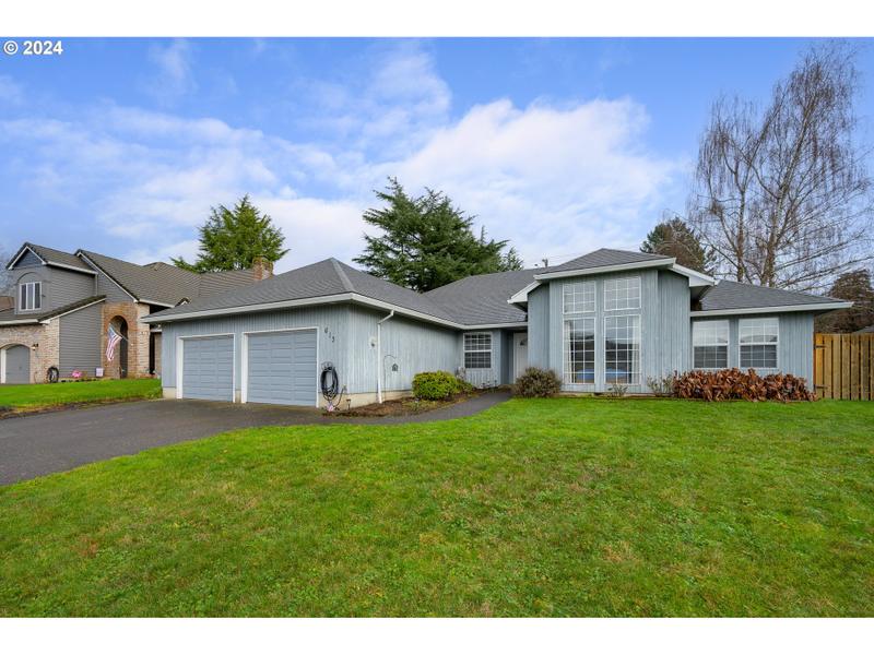 613 E DONALD CT, Newberg OR 97132 for Sale