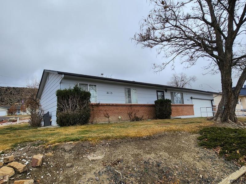 2115 Morningside Dr, Canon City, CO 81212  MLS# 70011 for Sale