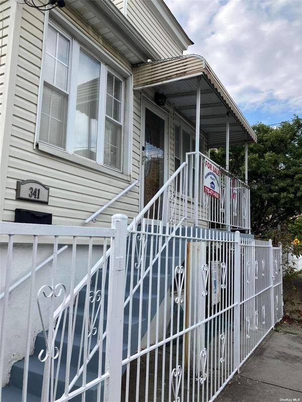 Far Rockaway, Queens County, NY House for sale Property ID: 417672140