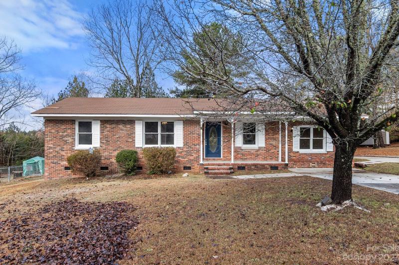 209 West End St, Chester, SC 29706 - MLS 4089852 for Sale