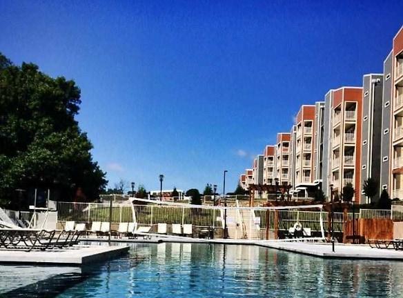 The Vue - 1111 South Stadium Drive - Fayetteville, AR Apartments for Rent