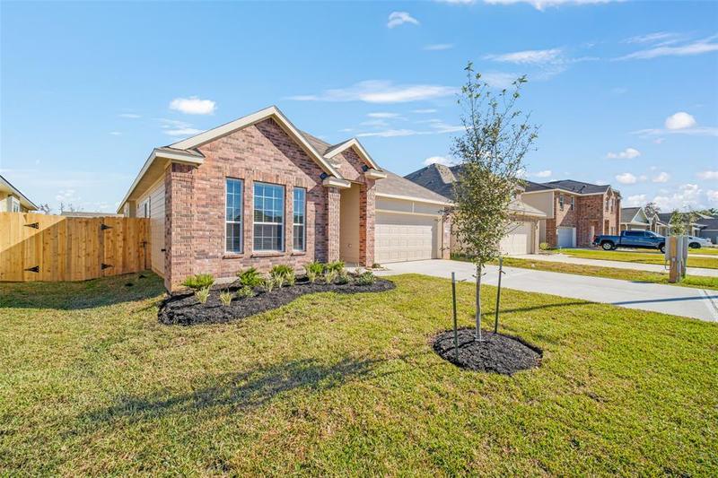 346 Shoreview Dr, Conroe, TX 77303 for Sale