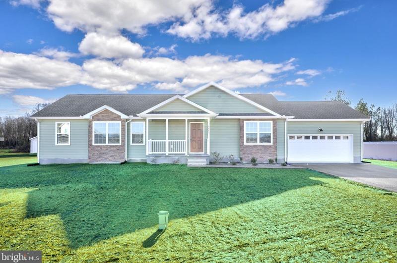 7475 Broad Creek Cir, Seaford, DE 19973 - MLS DESU2040590 for Sale