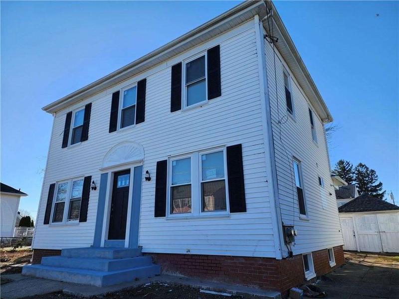 26 Brookwood Road, Cranston, RI 02910  615272642 for Sale