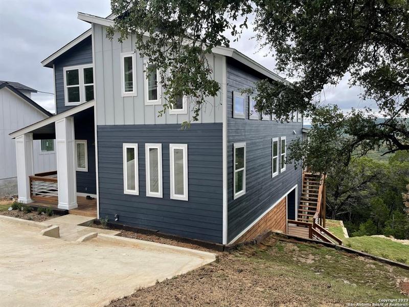 296 SKYLINE DR, Canyon Lake, TX 78133 for Sale