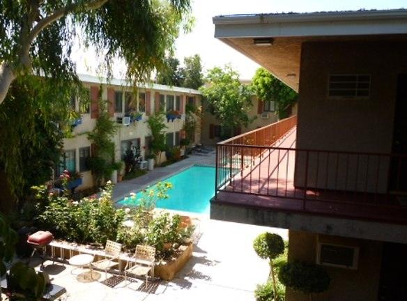 Executive House Apartments - 6650 Hayvenhurst Ave - Van Nuys, CA Apartments for Rent