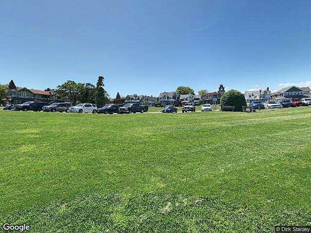 Wilberforce, OAK BLUFFS, MA 02557  613037704 for Sale