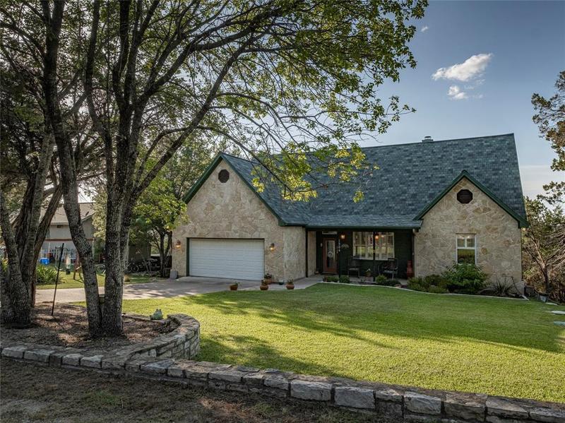 1504 S Chisholm Trl, GRANBURY, TX 76048 for Sale
