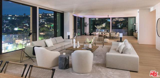 9040 W Sunset Blvd PHA, West Hollywood CA 90069 for Sale
