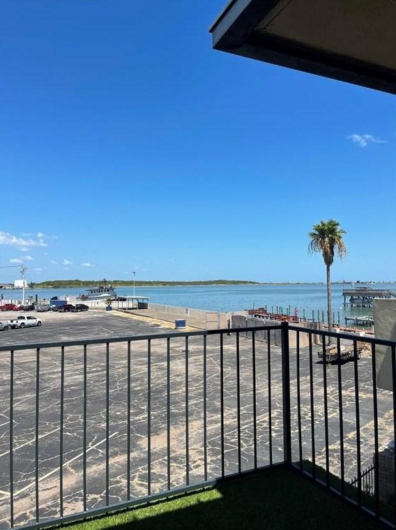 921 Marine Dr #107, Galveston, TX 77550 - MLS 57066417 for Rent