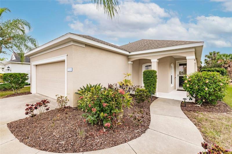 5320 AQUA BREEZE DR, BRADENTON, FL 34208 Single Family Residence For Sale  MLS# A4594957