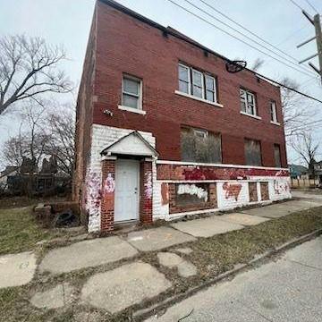 7930 SAINT STEPHENS ST, Detroit, MI 48210 Multi Family For Sale  MLS# 24000984