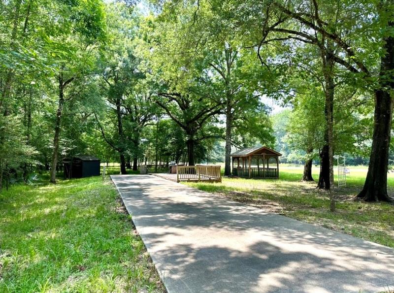 12 Vern, Cleveland, TX 77327 - MLS 68441550 for Sale