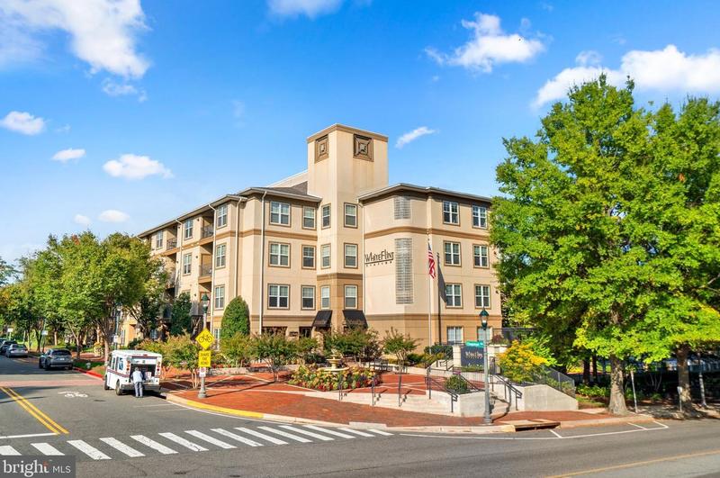 11800 Old Georgetown Rd #1212, Rockville, MD 20852 - MLS MDMC2108844 for Sale