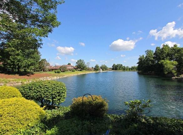 Forest Meadow Villas Apartments - 574 Leisure Ln - Medina, OH Apartments for Rent