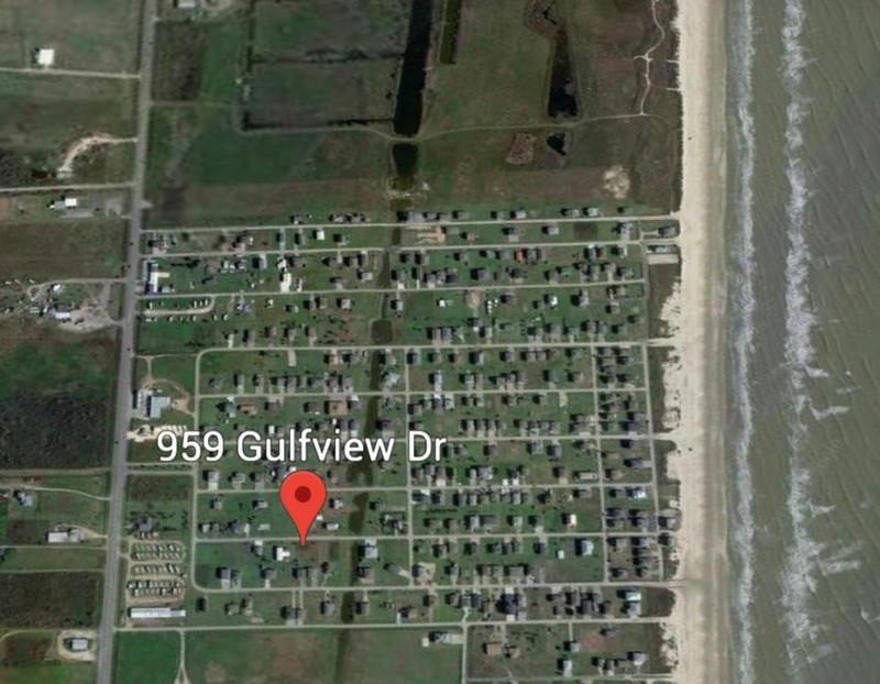 959 Gulfview Dr, Crystal Beach, TX 77650 for Sale
