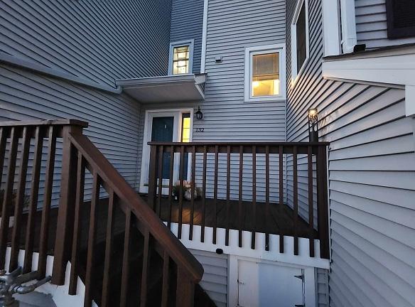 132 Morningside Ct unit 132 - Shelton, CT 06484 - Home For Rent