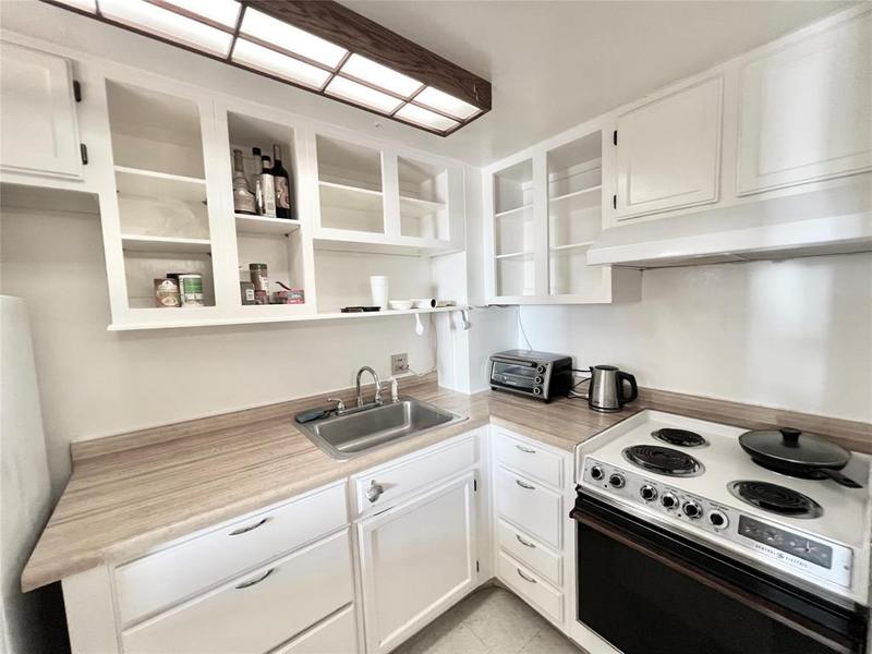 2016 Main St #1810, Houston, TX 77002 for Rent