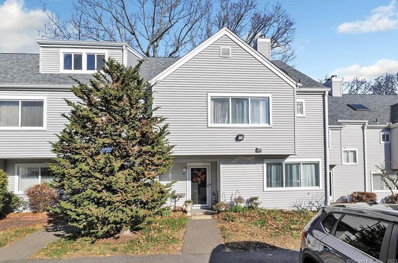 63 Country Pl #63, Shelton, CT 06484 - MLS 170613195 for Sale