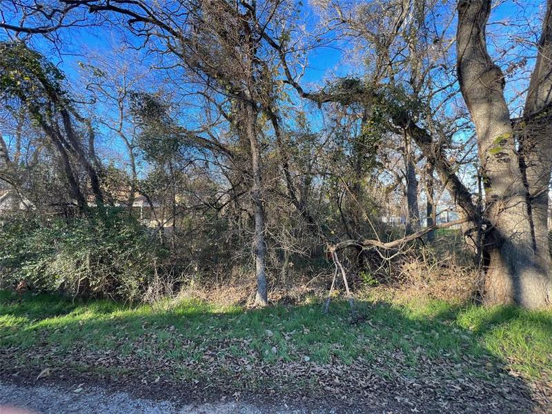 7214 Base St, Azle, TX 76020 for Sale