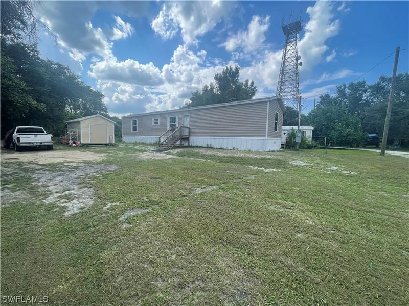 413 Citrus Ave, PALMDALE, FL 33944  MLS# 223048523 for Sale