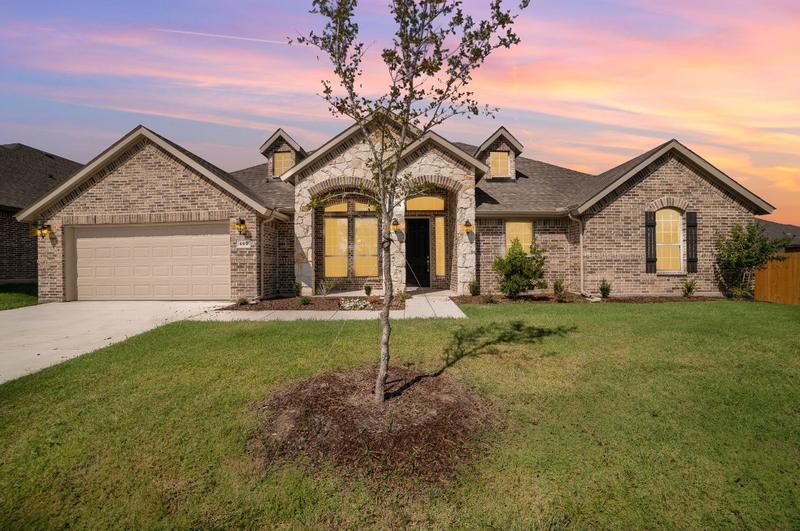 609 Alaina Dr, De Soto, TX 75115 - MLS 20442984 for Sale