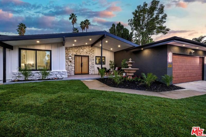 5700 El Canon Ave, Woodland Hills, CA 91367 - MLS 24-342765 for Sale