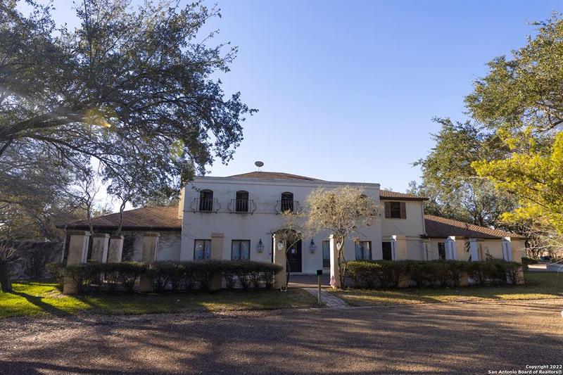 173 Medical Center Blvd, Alice, TX 78332 for Sale