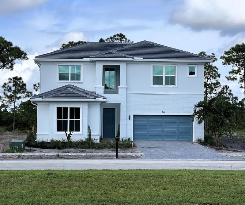 211 SE Calmo Circle, Port Saint Lucie, FL 34984 - MLS RX-10939398 for Sale