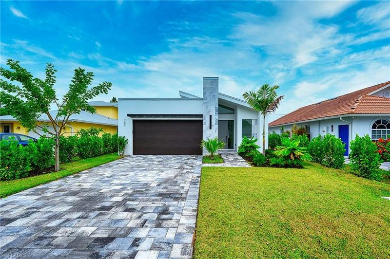 767 98TH AVE N, NAPLES, FL 34108 Single Family Residence For Sale  MLS# 223013601