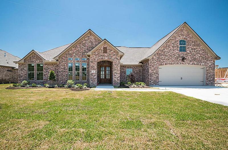 211 Mandavilla Way, LUMBERTON, TX 77657 for Sale