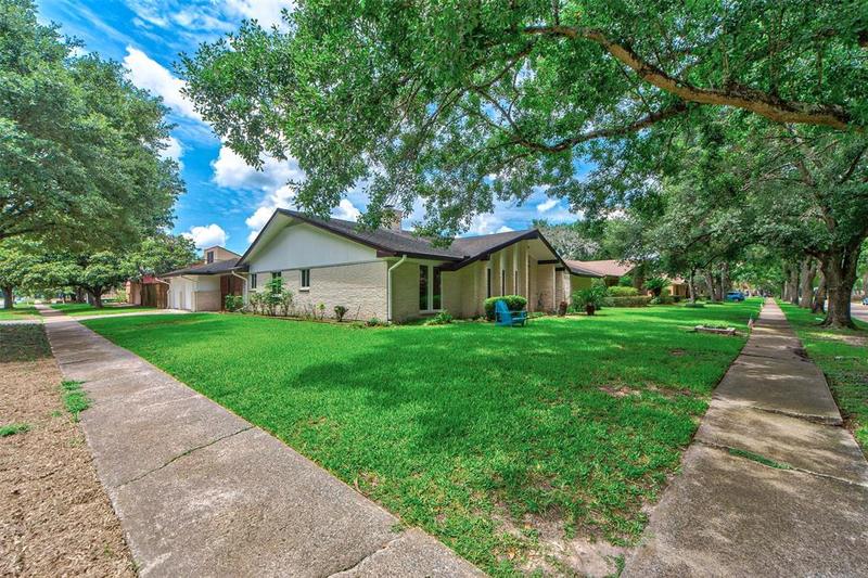 5603 Jackwood St, Houston, TX 77096 for Rent