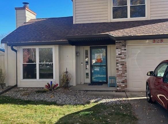 525 Wellington Ct unit 1 - Lafayette, IN 47904 - Home For Rent