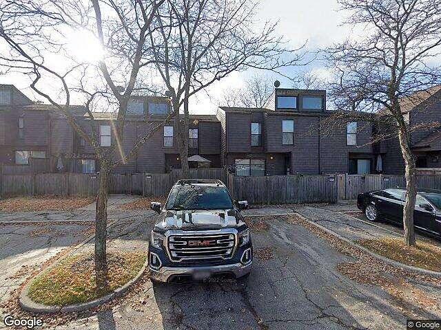 Glenbrook, MILWAUKEE, WI 53223  620934687 for Sale