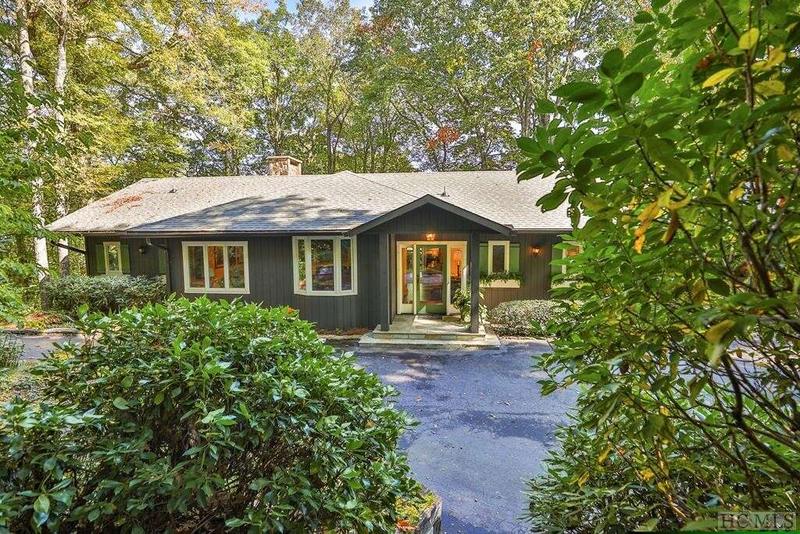 855 Moorewood Circle, Highlands, NC 28741  611833810 for Sale