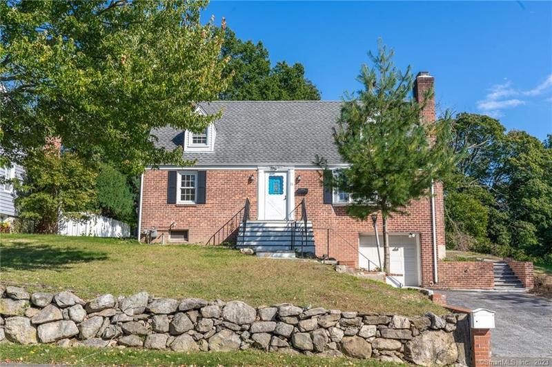 11 Sheep Hill Road, Greenwich, CT 06878 for Rent