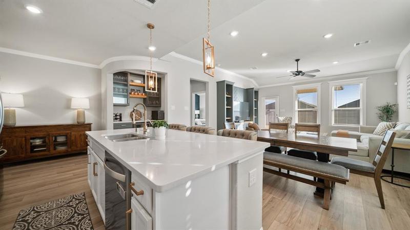 1210 Glendora Dr, Rosharon, TX 77583 for Sale